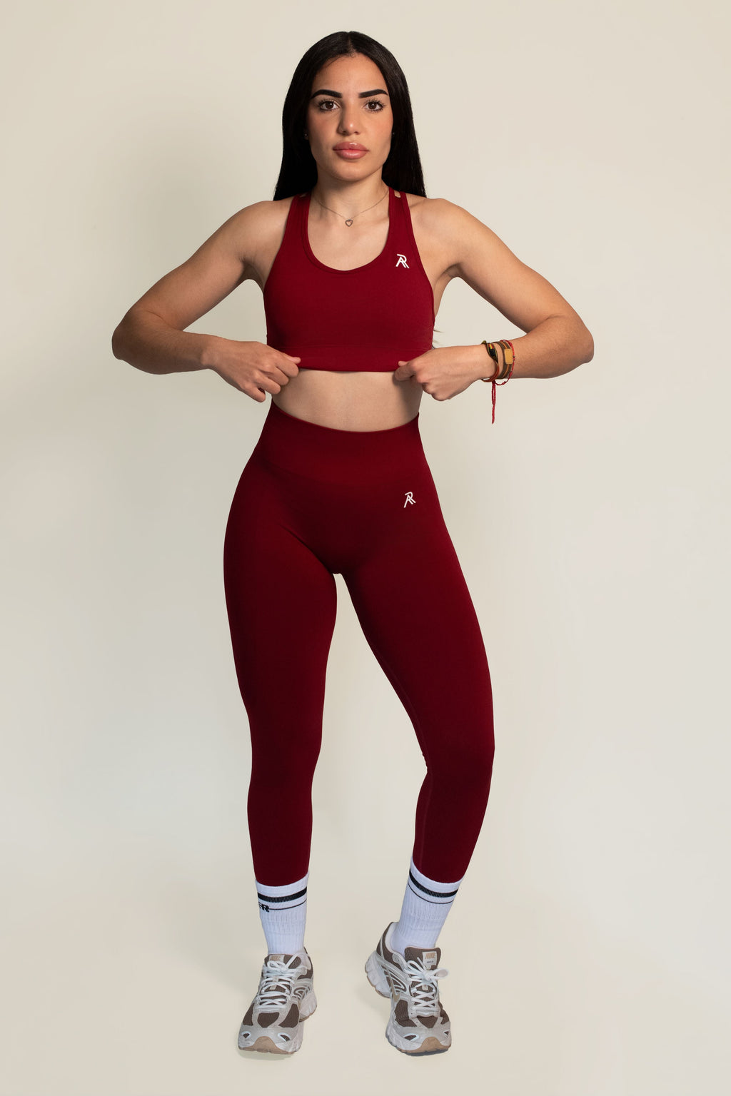SIGNATURE SEAMLESS SPORTS BRA - BURGUNDY