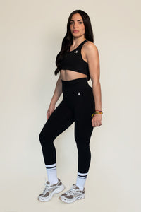 SIGNATURE SEAMLESS SPORTS BRA - BLACK